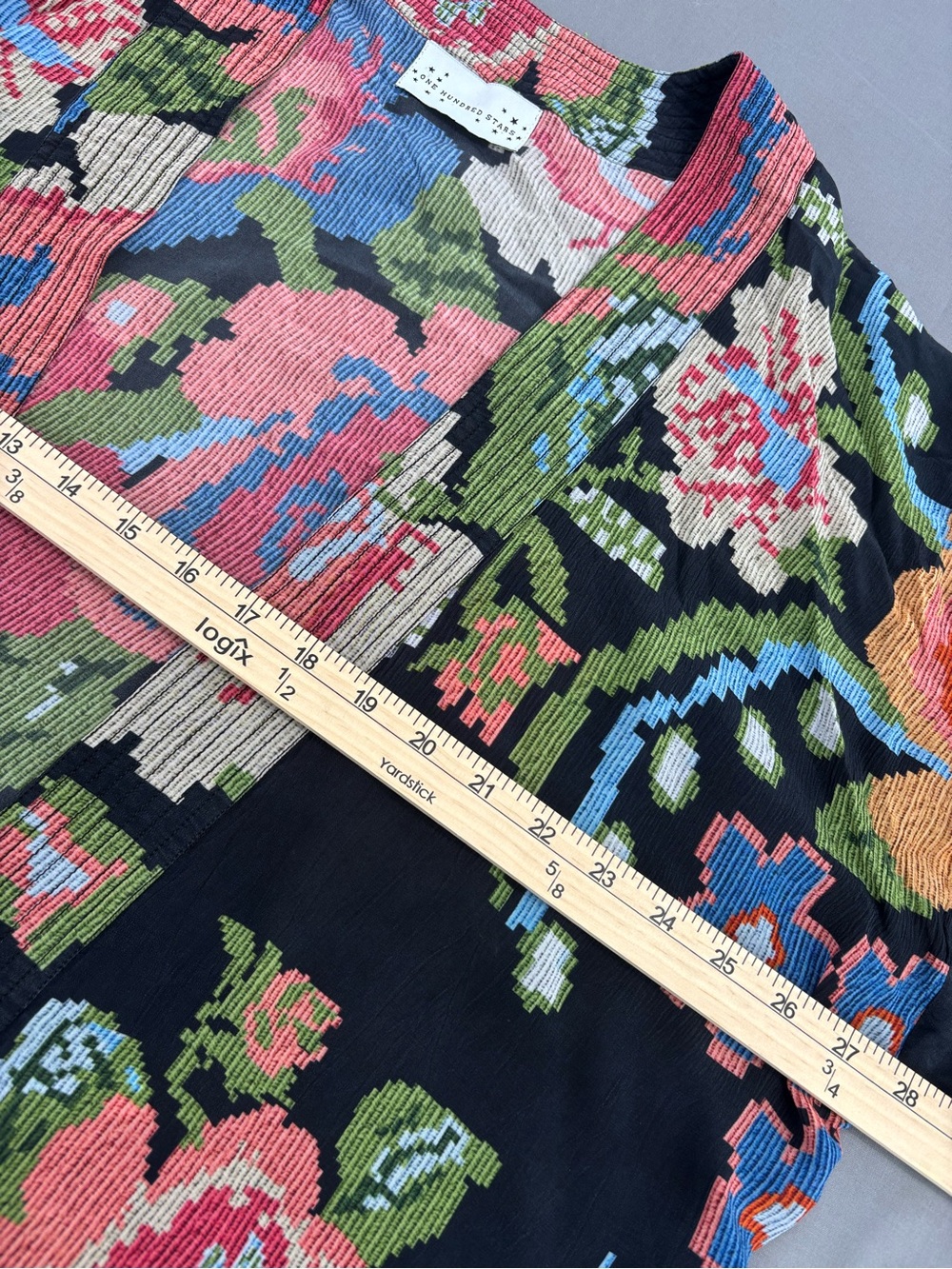 ONE HUNDRED STARS Woven Flower Crepe Kimono - Picture 7 of 12